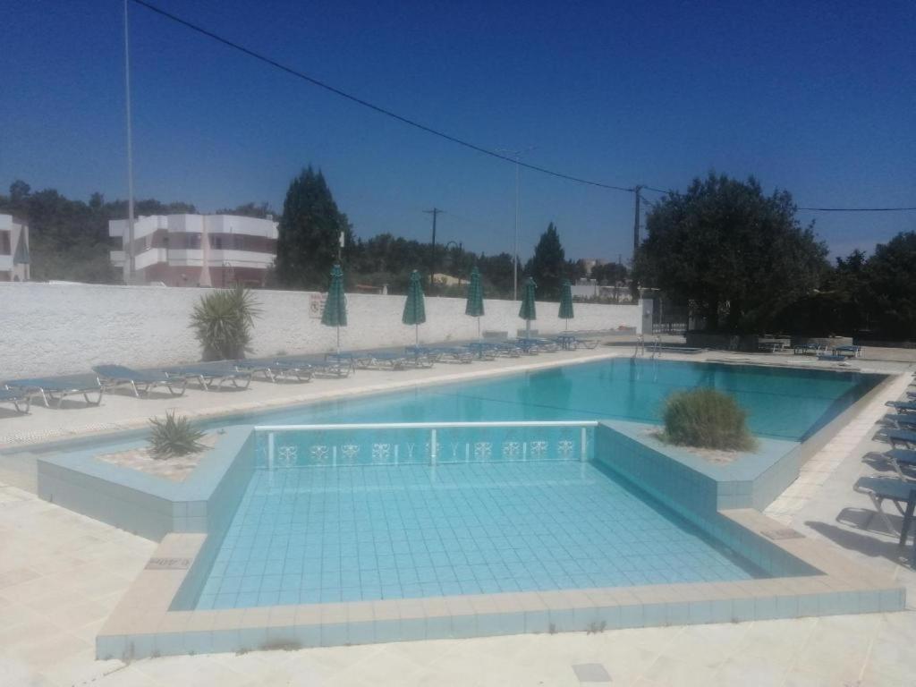 Katina Studios Faliraki Luaran gambar